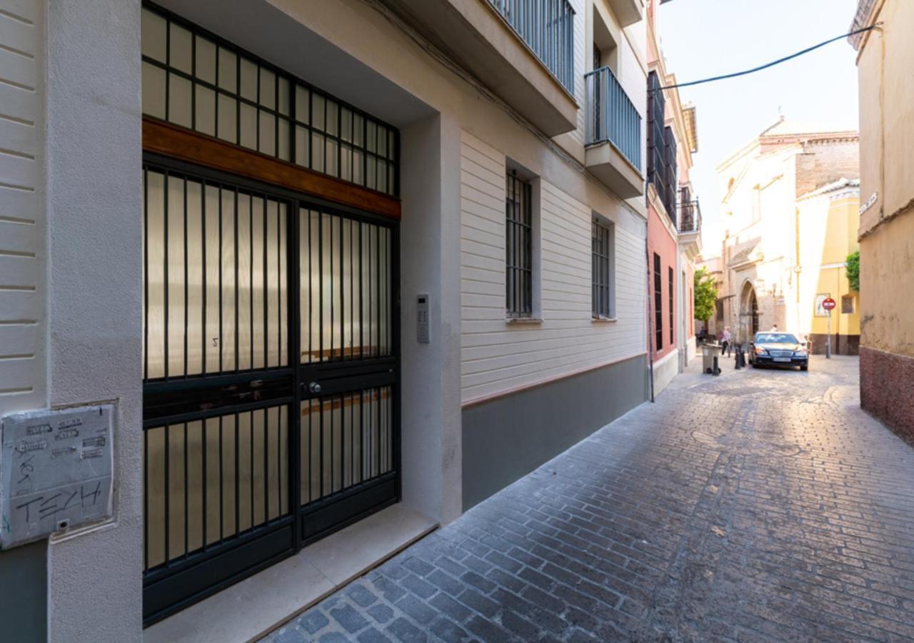 Apartamentos Cervantes 17 Sevilha Exterior foto